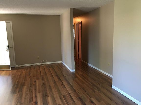 Living room to hallway