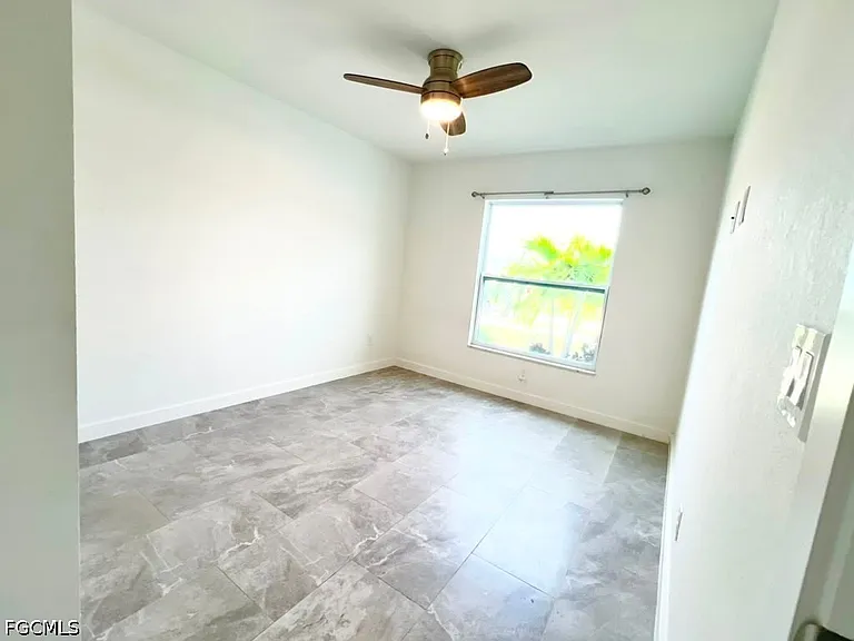 4622 SW 7th Pl — Photo 15