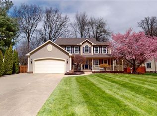 7305 Bauer Ln, Mentor, OH 44060
