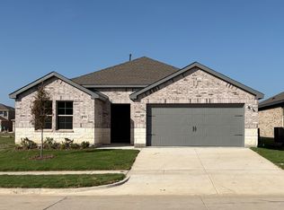 206 Van Horn Dr, Terrell, TX 75160