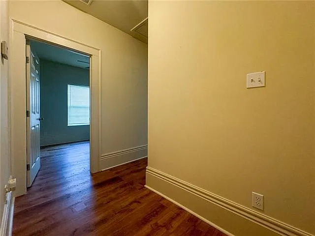 2308 N Johnson St — Photo 14