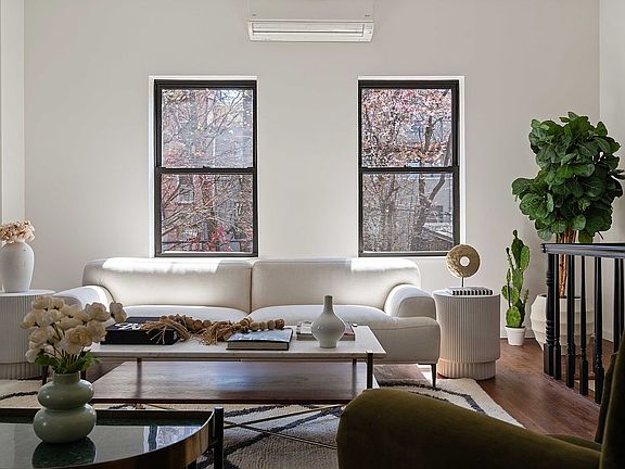2nd image of 128 S 1st St APT 2