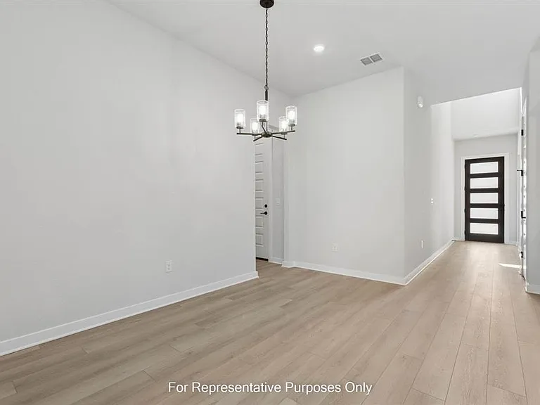 901 Corvallis Dr — Photo 9