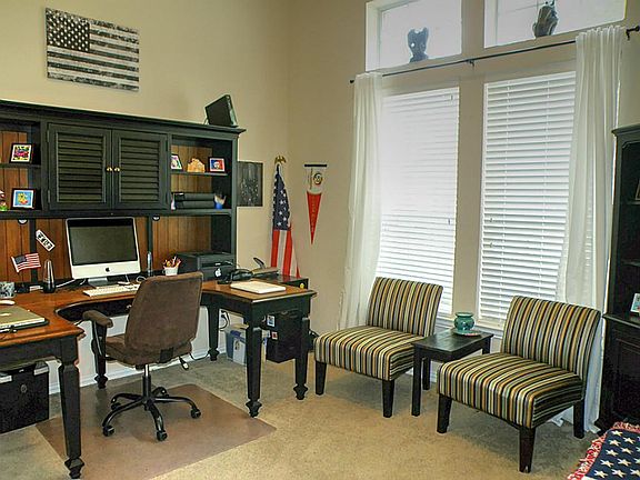 5th image of 2801 Chinaberry Park Ln