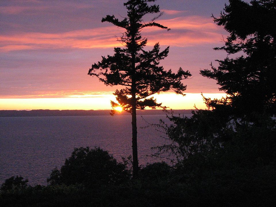 Great sunsets.