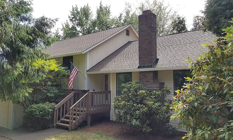 1st image of 2202 SE 130th Ave