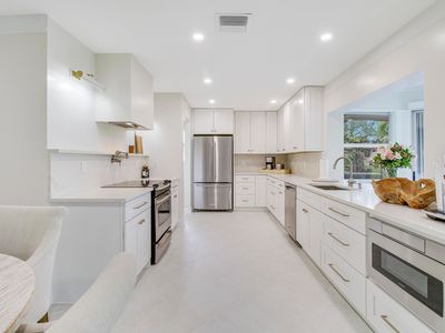 125 Clubhouse Boulevard, Atlantis, FL, 33462