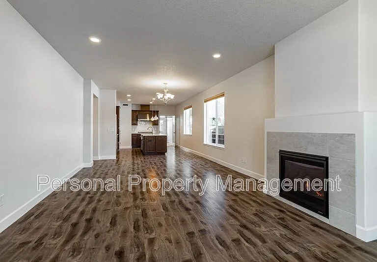 1817 NW 17th St — Photo 3