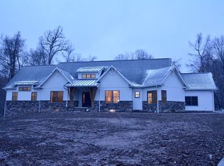 6208 Tim Dr, Wadsworth, OH 44281