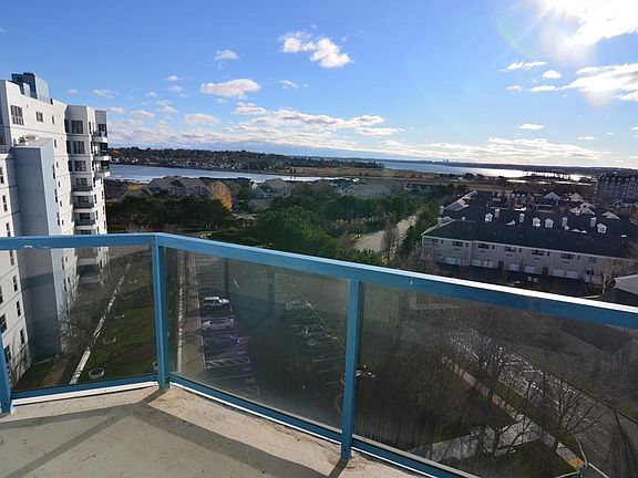 3rd image of 2001 Marina Dr APT 806