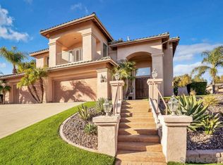 112 Camino Bailen, Escondido, CA 92029