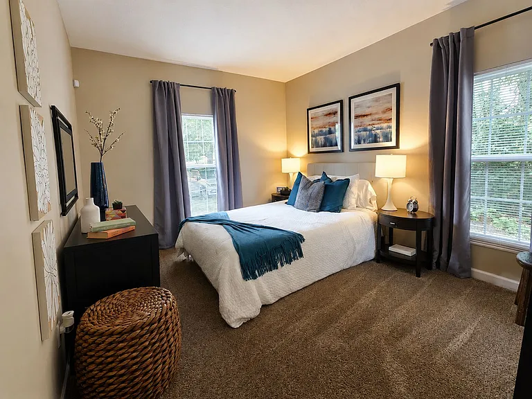 The Bradford at Easton Apartment Homes — Photo 41