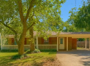 432 Young St, Livingston, TX 77351