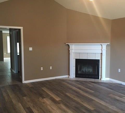 2nd image of 639 Justin Dr