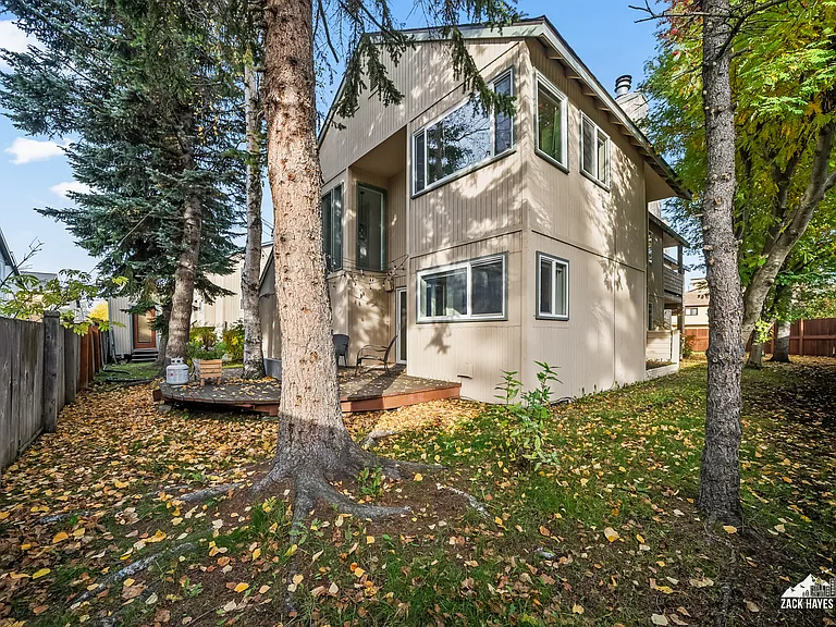 1930 Congress Cir #4 — Photo 49