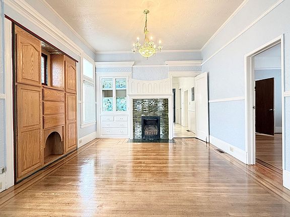 3rd image of 3034 Capp St #3034