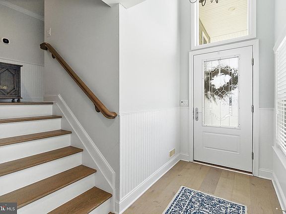 4th image of 3 W Essex Ave