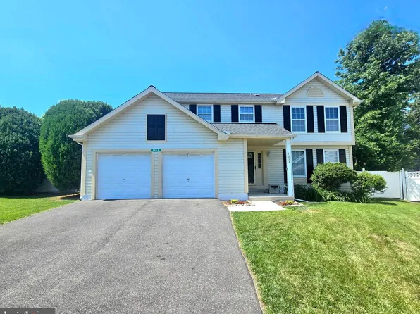 7912 Pepperbox Ln, Pasadena, MD 21122