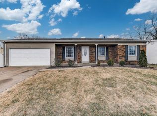 3966 Del Lago Dr, Florissant, MO