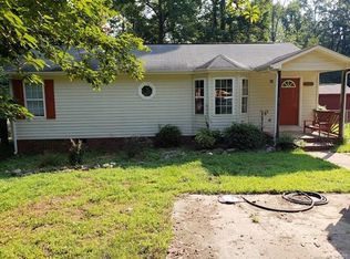 1660 Plyler Lake Rd, Gastonia, NC 28054