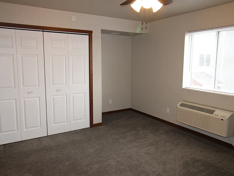 Dreamsville Apartments — Photo 49