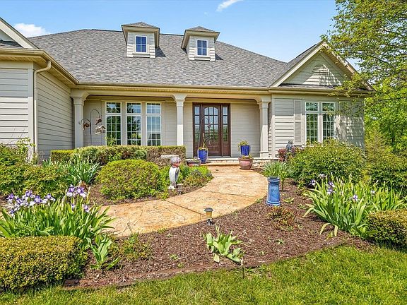 3rd image of 12224 Brandon Ct