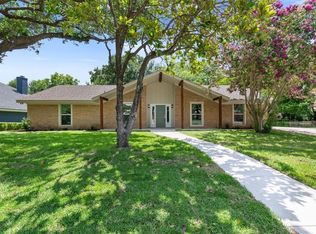 9304 Country Lake Dr, Waco, TX 76708