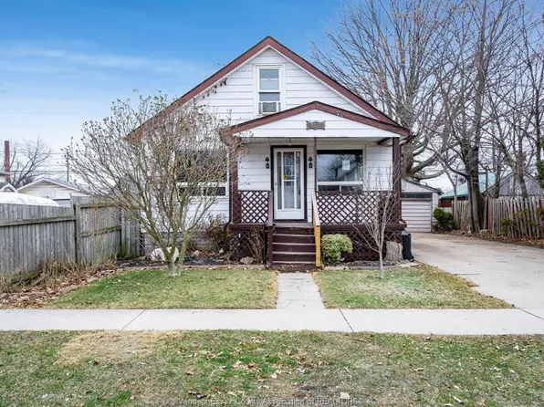 1541 Albert Rd, Windsor, ON N8Y 3R3