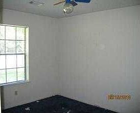 4th image of 2436 Olympia Dr