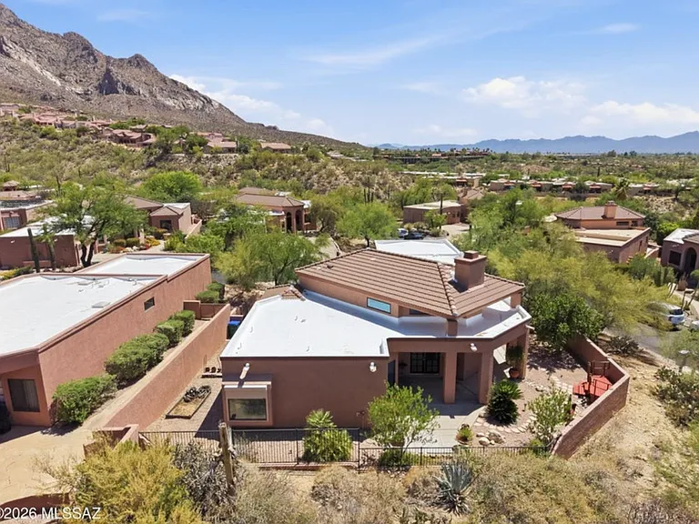 1341 E Rams Hill Dr — Photo 3