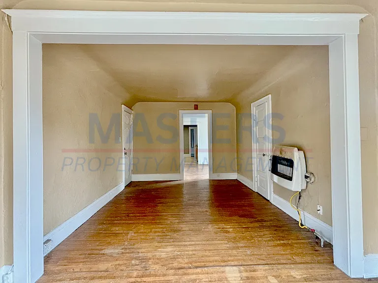 2563 Foraker Ave — Photo 4