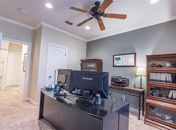 5th image of 105 Canyon View Ct