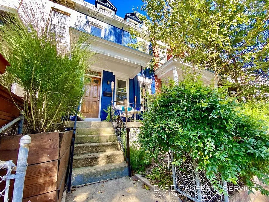 737 Harvard St NW photo 1