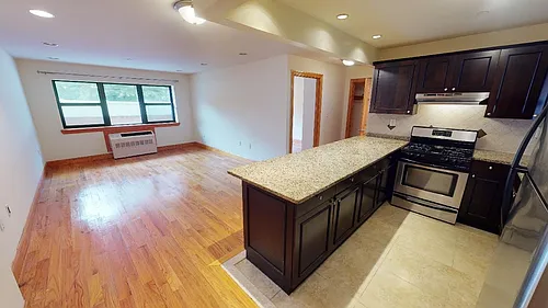 8414 143rd St #2E Photo 1
