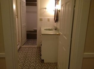 100 Wales St APT 1, Abington, MA 02351