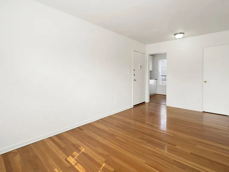 Styertowne Apartments — Photo 12