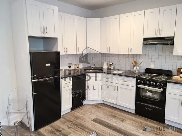 4732 Longshore Ave Floor 2, Philadelphia, PA 19135