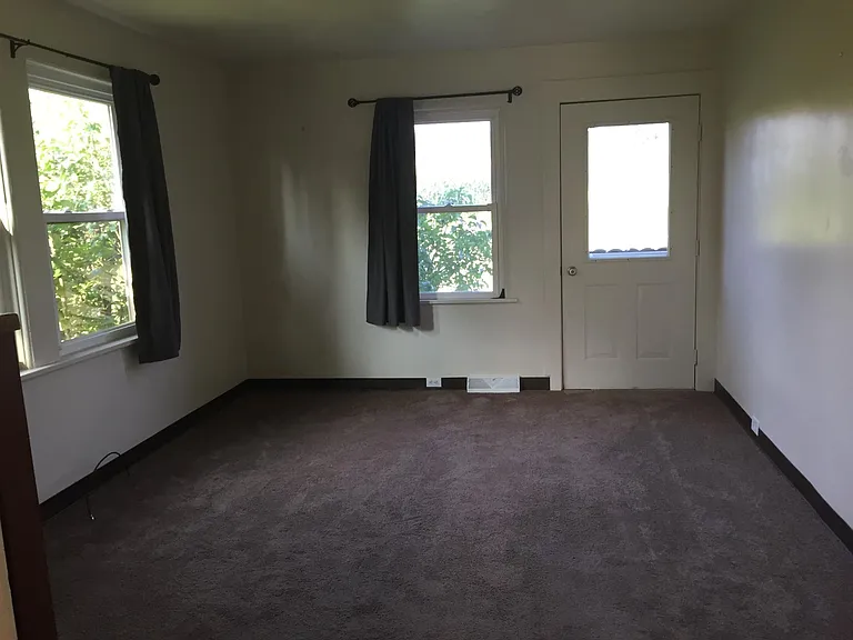 539 1/2 Scott Ridge Rd — Photo 7