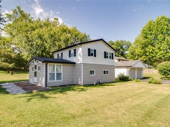 600 Fern Dr, Belleville, IL 62223