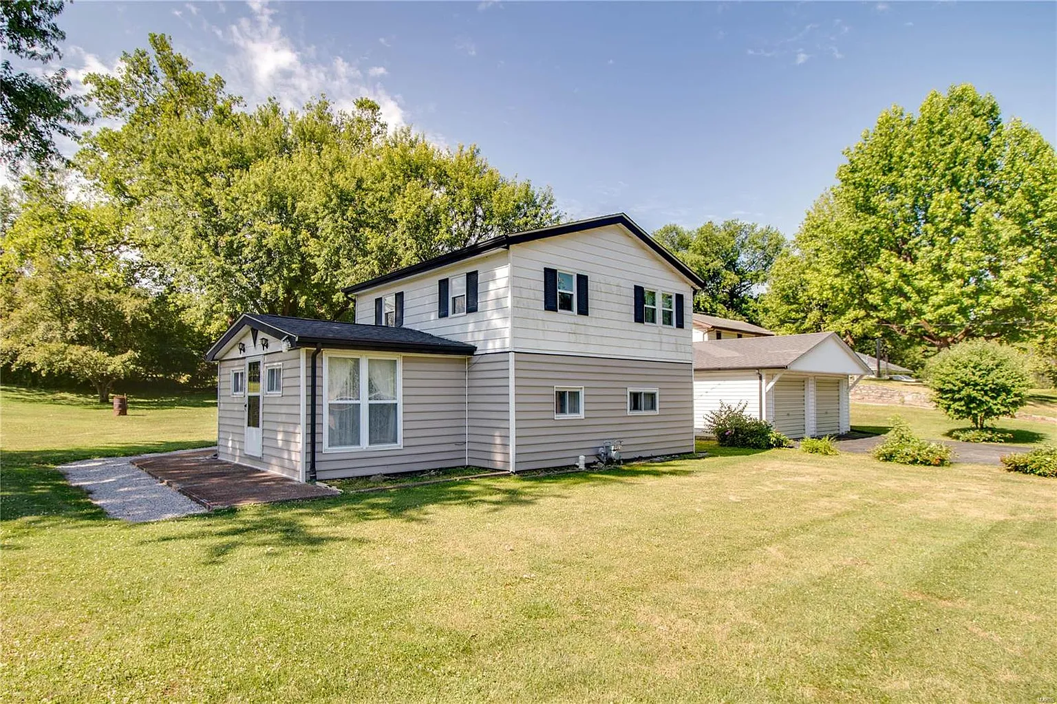 600 Fern Dr photo 1