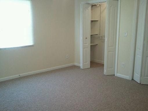 3rd image of 206 Benton Ave