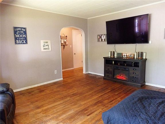 5th image of 3010 E Bayard Street Ext
