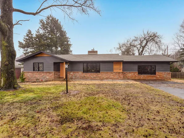 2416 E Seminole Street, Springfield, MO 65804