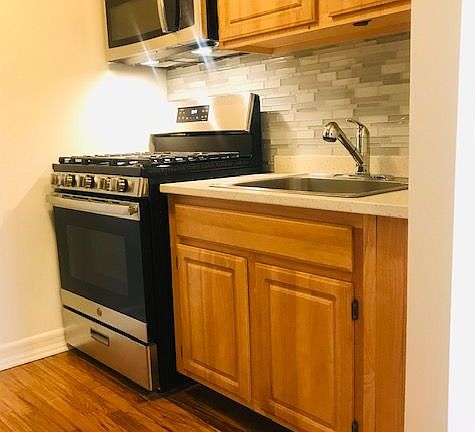 2nd image of 21 W 127th St APT C