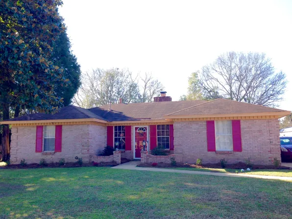 312 Angela St, Millbrook, AL 36066