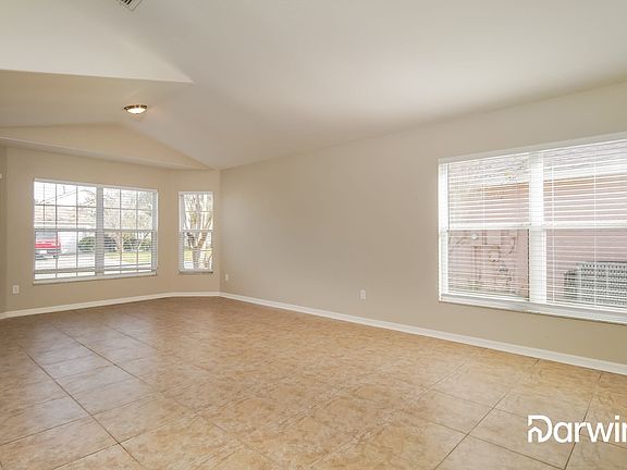 5th image of 3040 Lazlo Ln