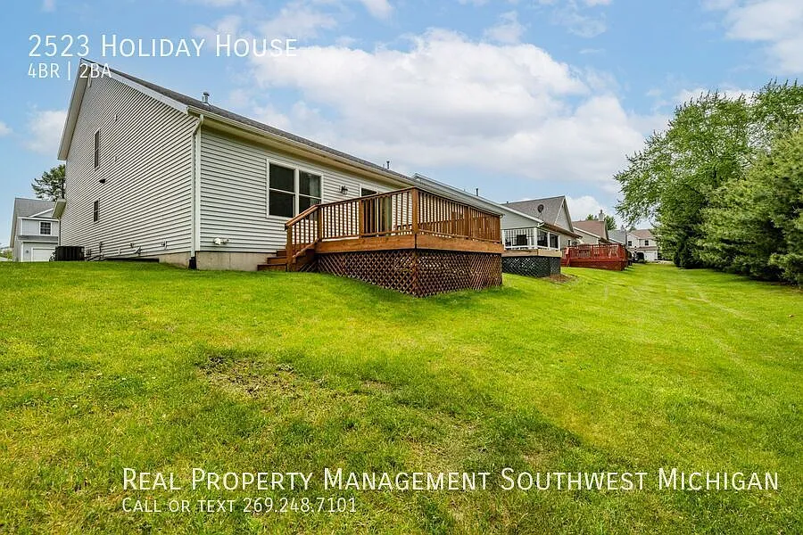 Building Photo - 2523 Holiday House Rd