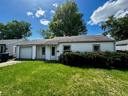 2407 48th St Photo 1
