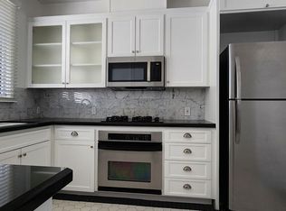 9231 1/2 Doheny Rd, West Hollywood, CA 90069