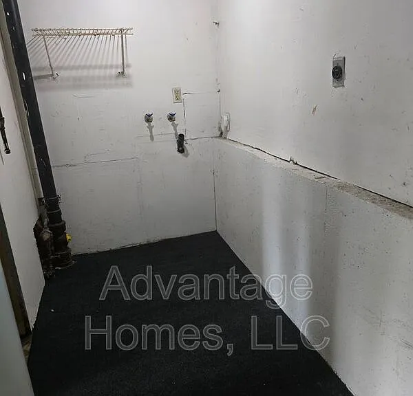 5814 NW Walnut Ct — Photo 4